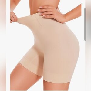 High-Waist Seamless Shapewear Shorts - Cream